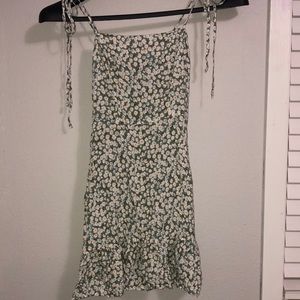 Cute cami dress. S. Tie string straps. Lightly worn